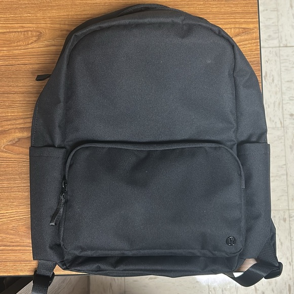 Lululemon Athletica Everywhere Tech Canvas 22L Backpack - Picture 1 of 10